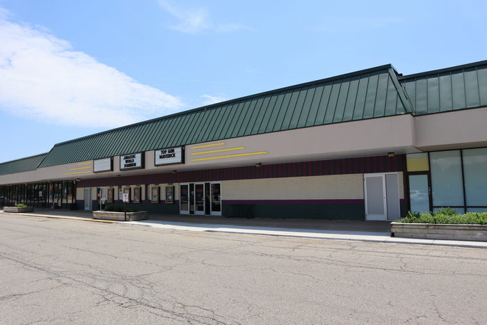 Riverside Cinemas - June 11 2022 Photo (newer photo)